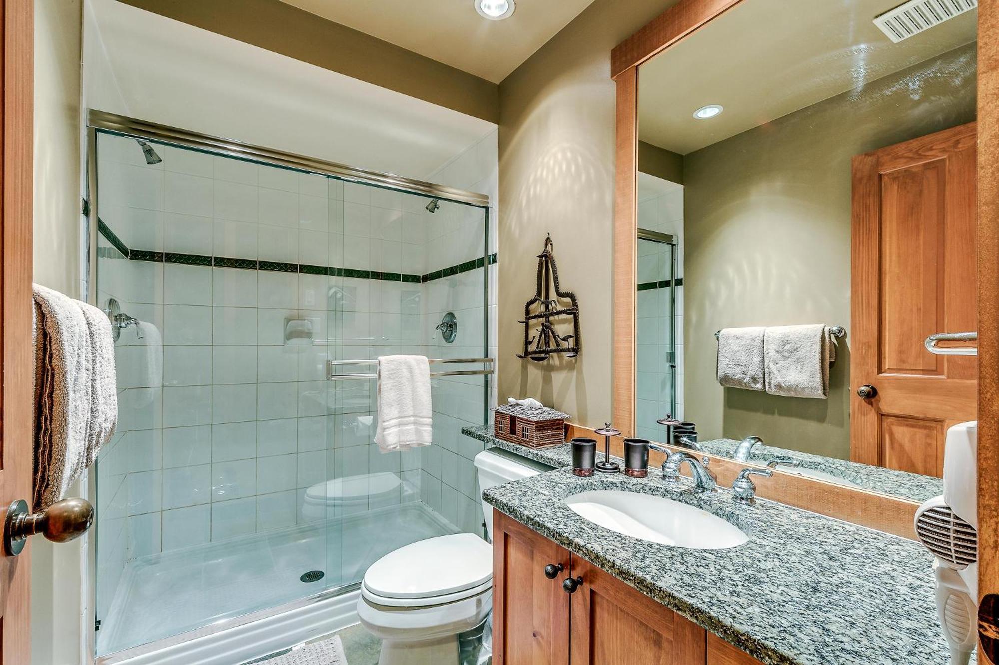 Mountain Star 28 Hot Tub Villa Уислър Екстериор снимка