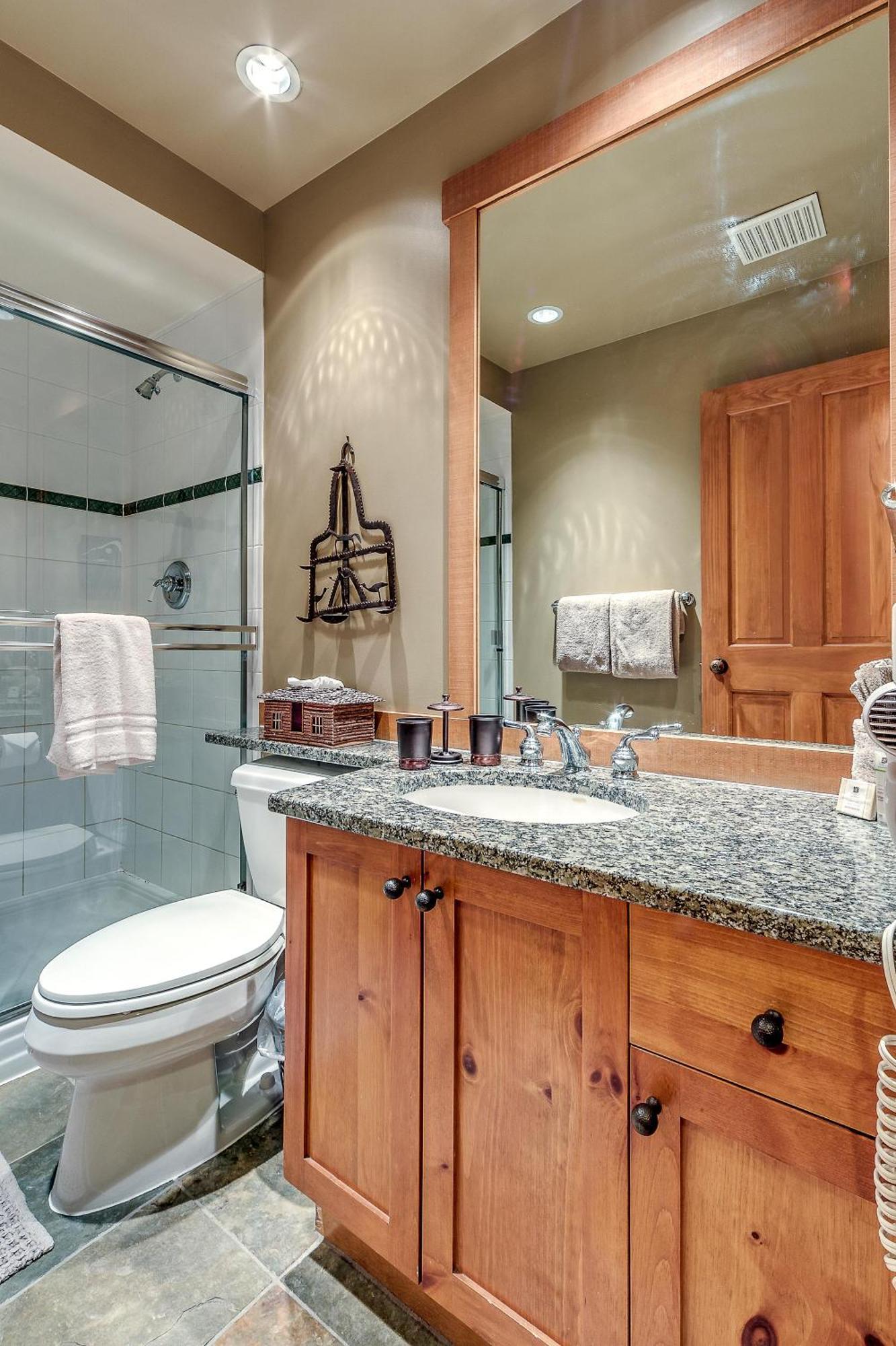 Mountain Star 28 Hot Tub Villa Уислър Екстериор снимка